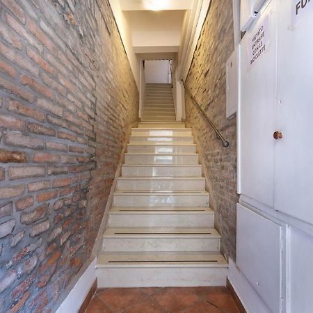 Ferrara Mayr White Apartment Exterior photo